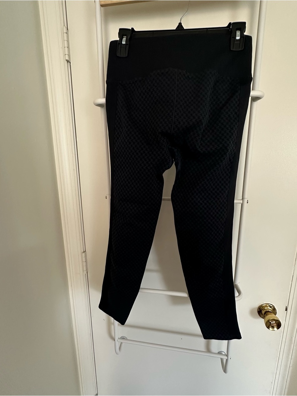 Black Textured High-Waist Leggings